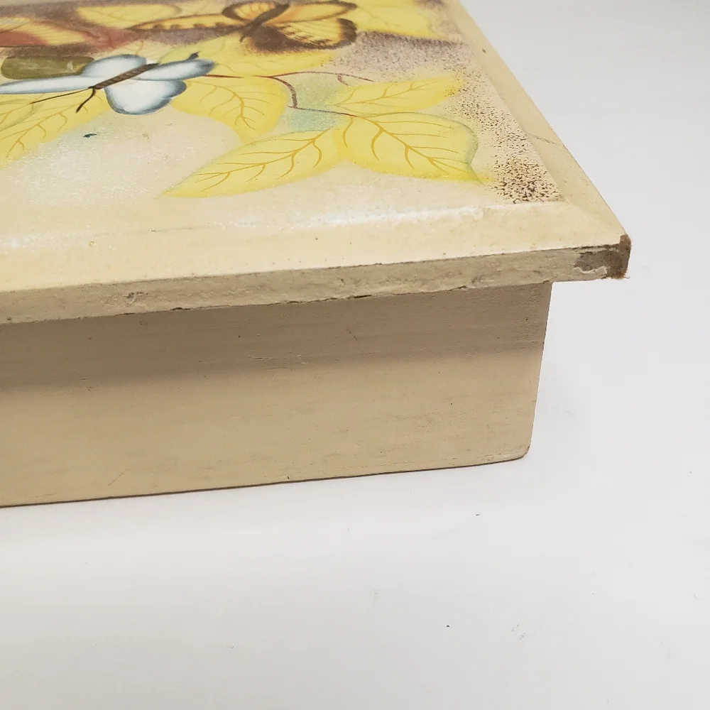 vintage recipe box design with butterflies. 167